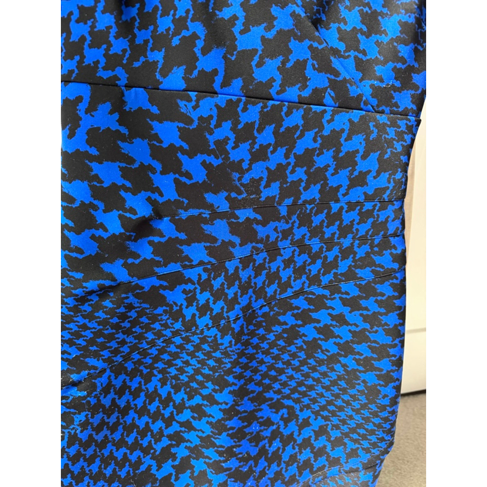 Guess Blue Houndstooth Bodycon Dress | Deep V-Neck Stretch Fit Size 10 - Picture 7 of 8